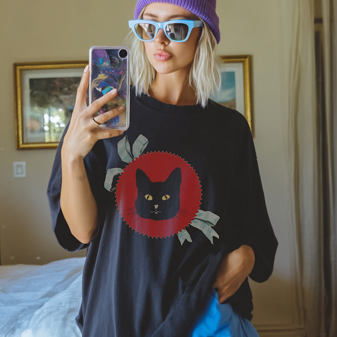 black cat oversized tee